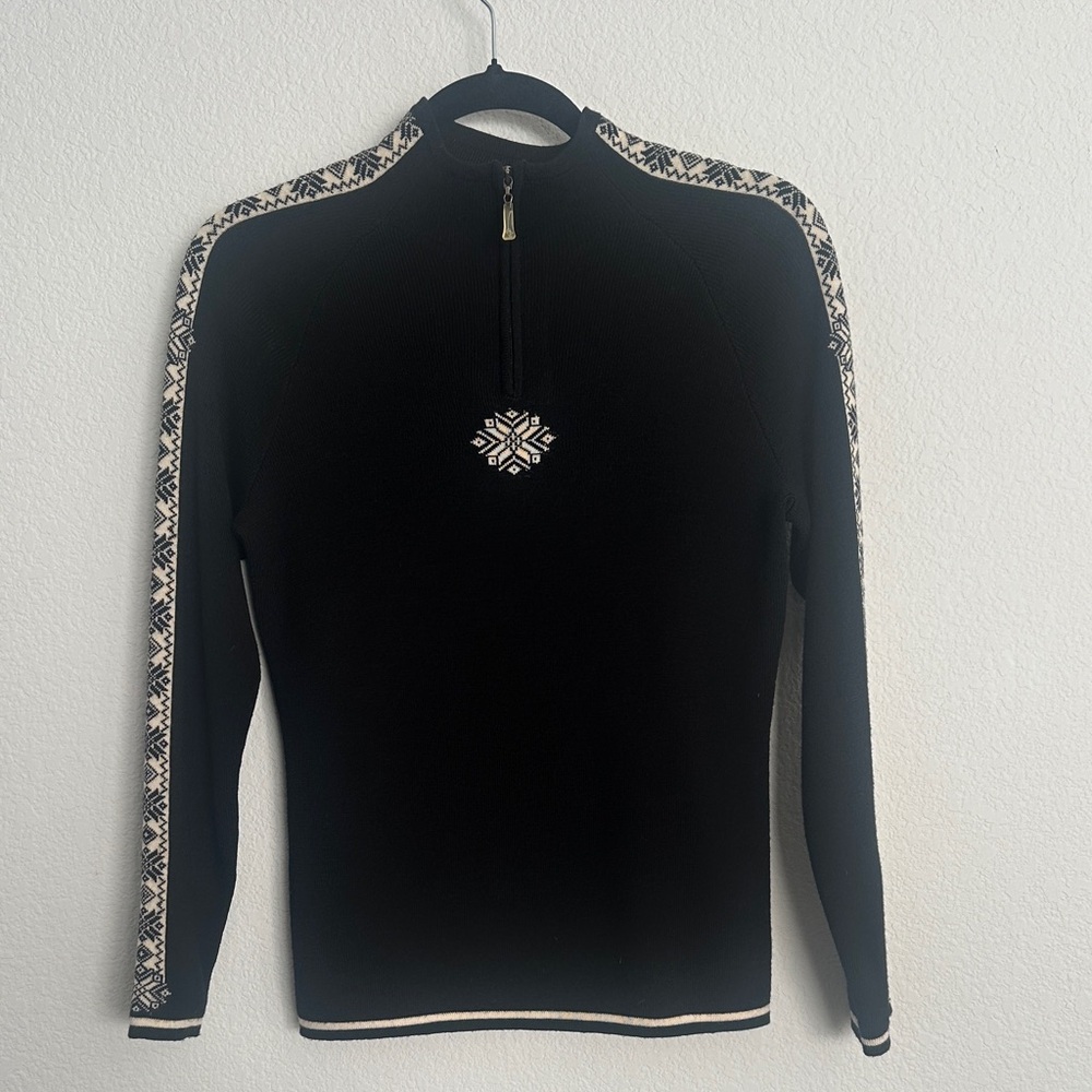 Gorgeous Eddie Bauer black Merino wool sweater XS - Picture 1 of 10